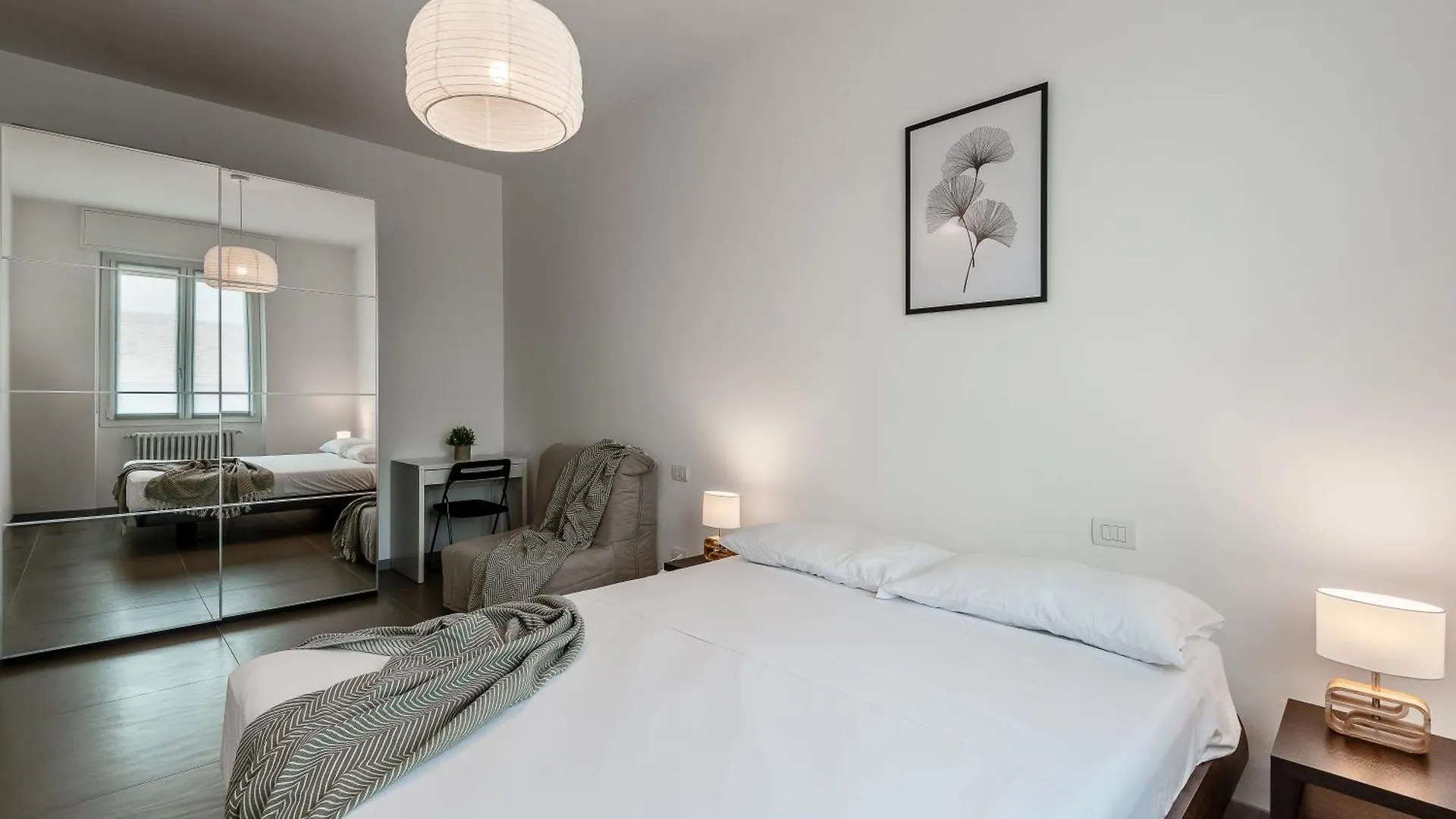 Stayeasy Piane56 Panoramic Apt Next To M5 Metro Milano Lägenhet