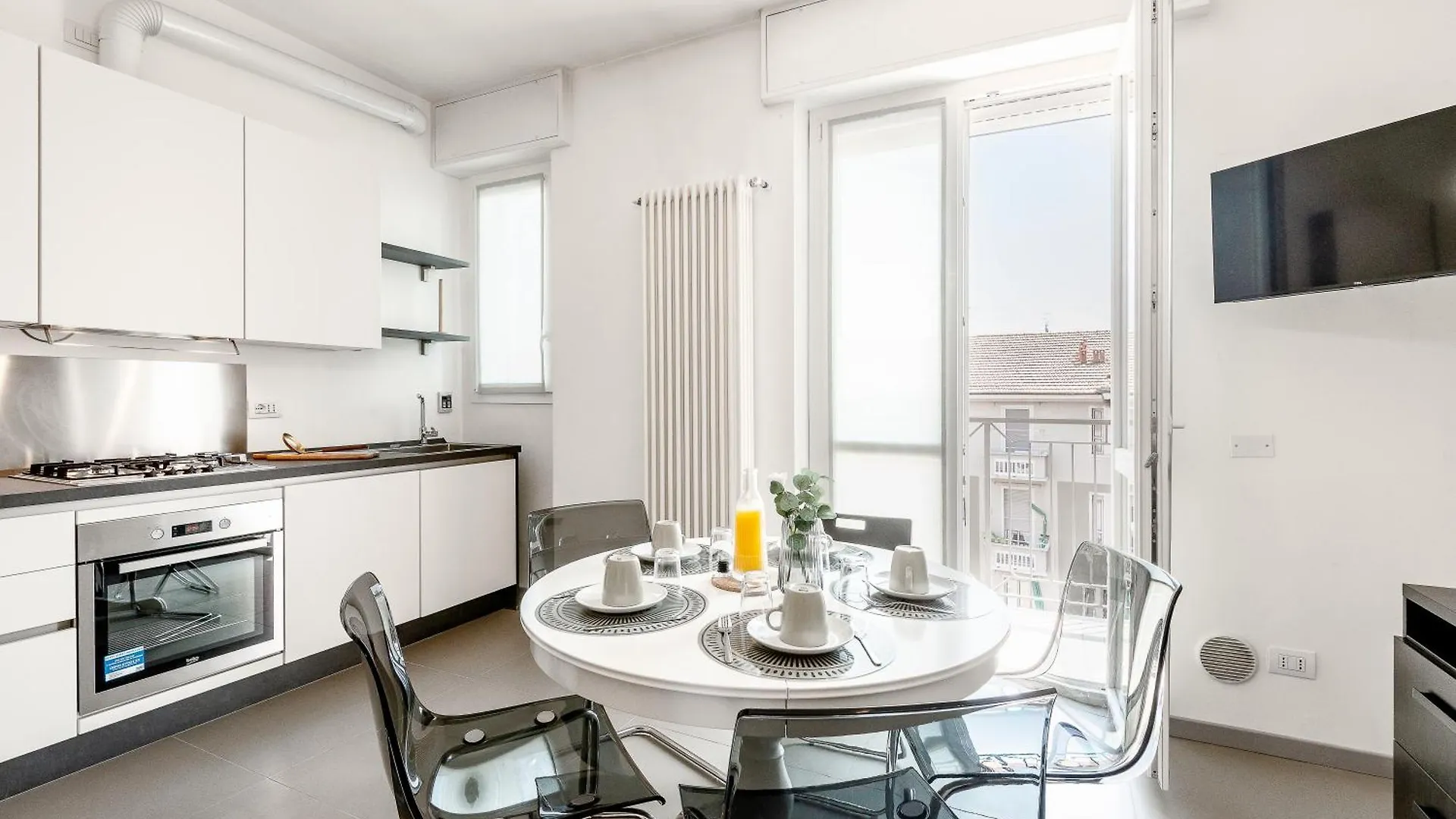 Lägenhet Stayeasy Piane56 Panoramic Apt Next To M5 Metro Milano