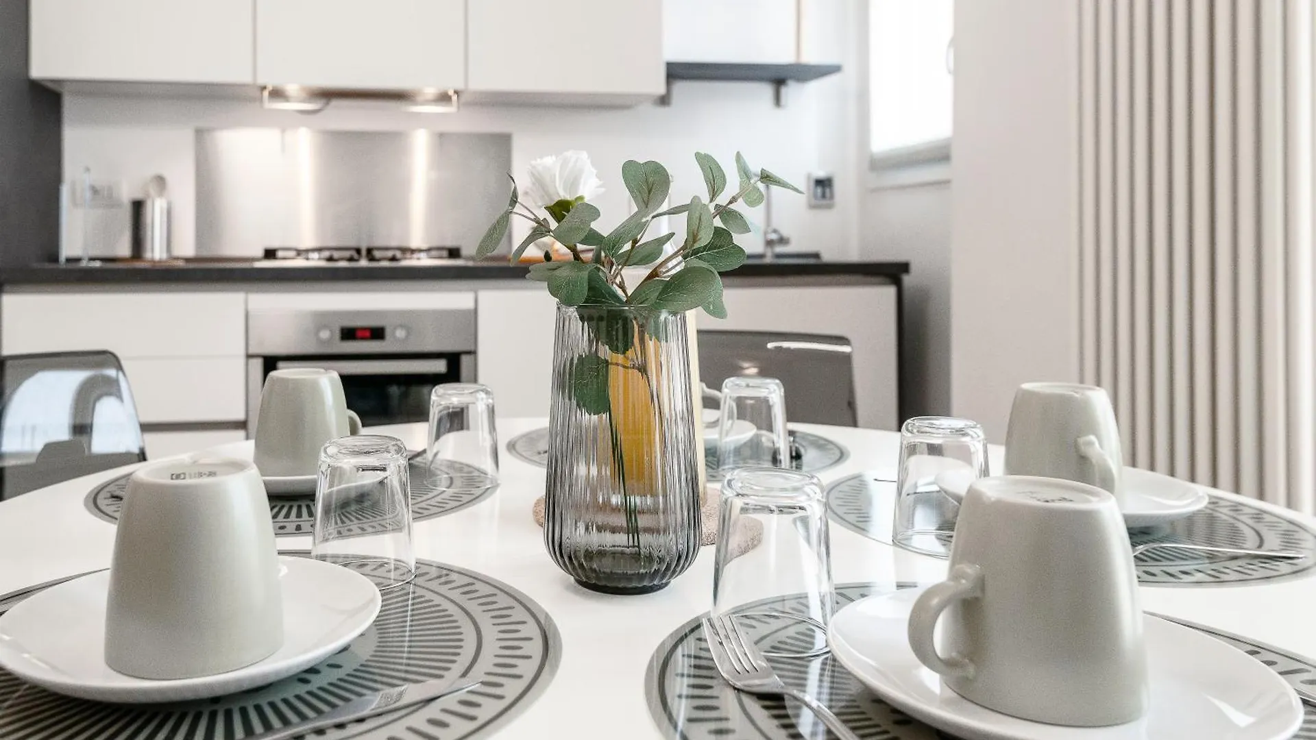 Apartment Stayeasy Piane56 Panoramic Apt Next To M5 Metro Milan